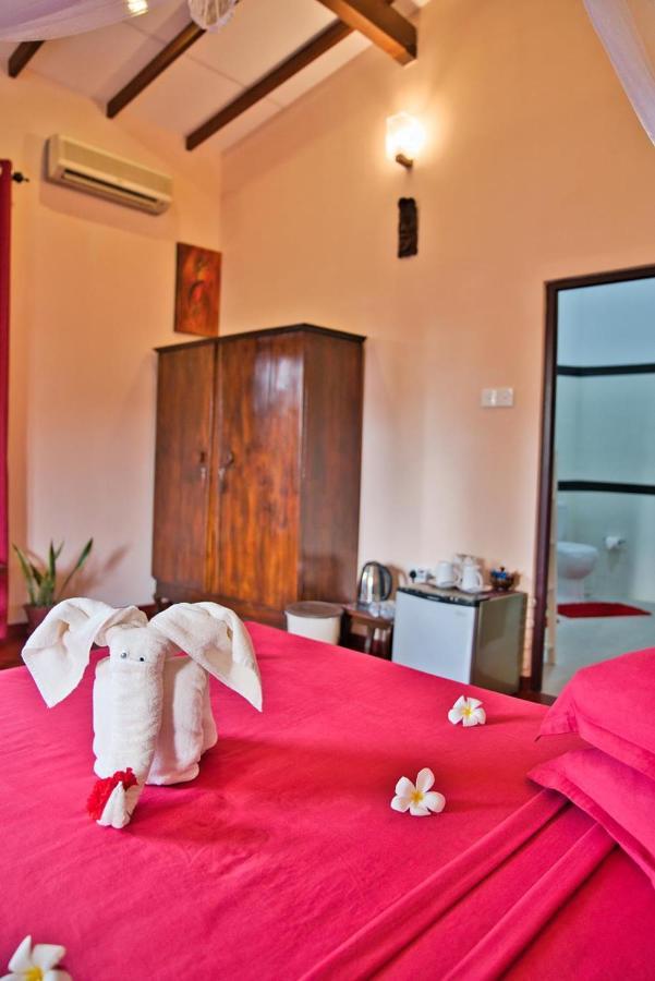 Sri Lancashire Guest House Bentota Esterno foto