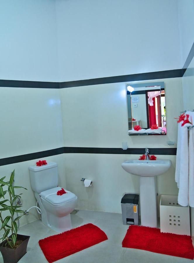 Sri Lancashire Guest House Bentota Esterno foto