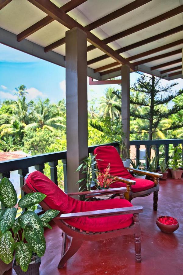Sri Lancashire Guest House Bentota Esterno foto