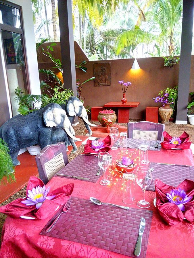 Sri Lancashire Guest House Bentota Esterno foto