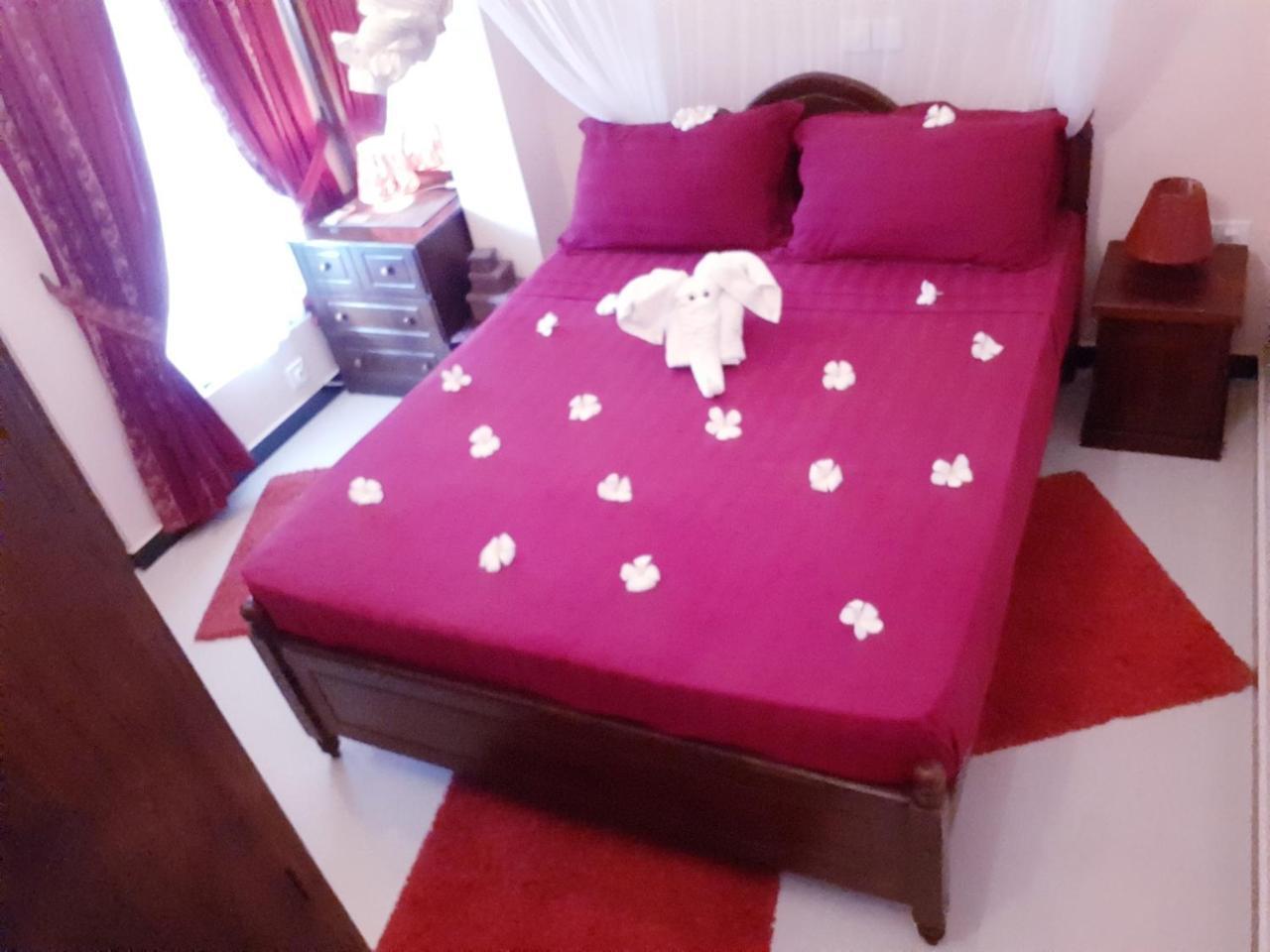 Sri Lancashire Guest House Bentota Esterno foto